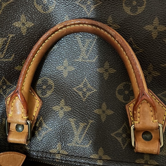 Vintage Louis Vuitton speedy 40. OBO - Picture 4 of 17